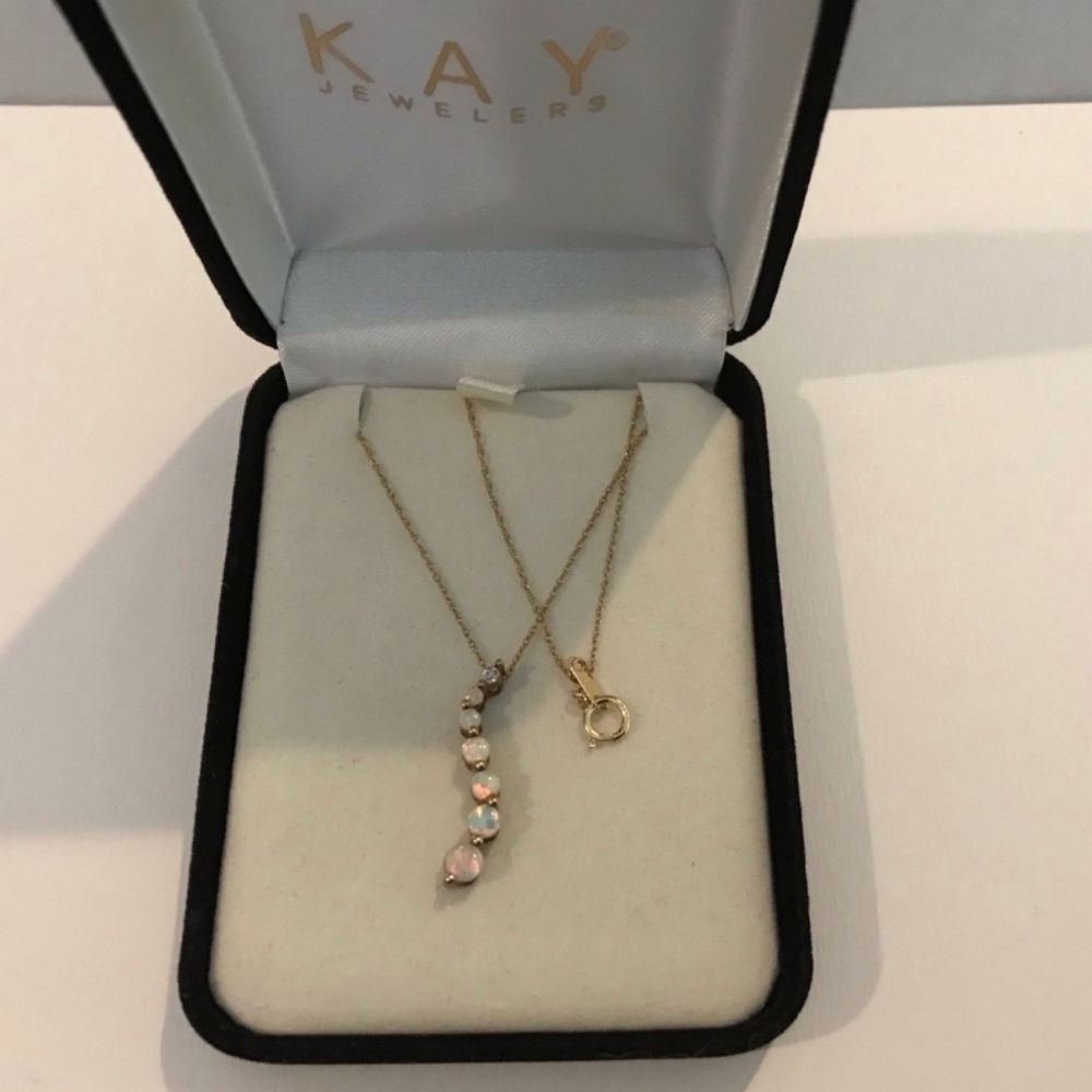 🤍💕KAY JEWELERS🤍 OPAL JOURNEY October NECKLACE PENDANT 10K GOLD